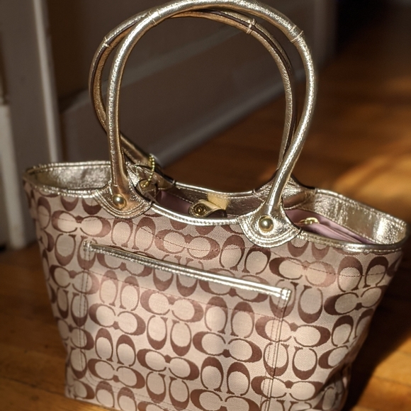 Coach limited edition bag - Picture 4 of 8